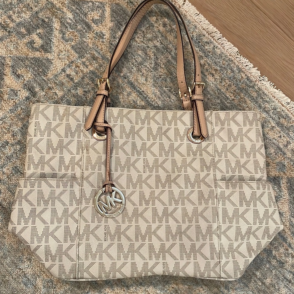 Michael Kors bag